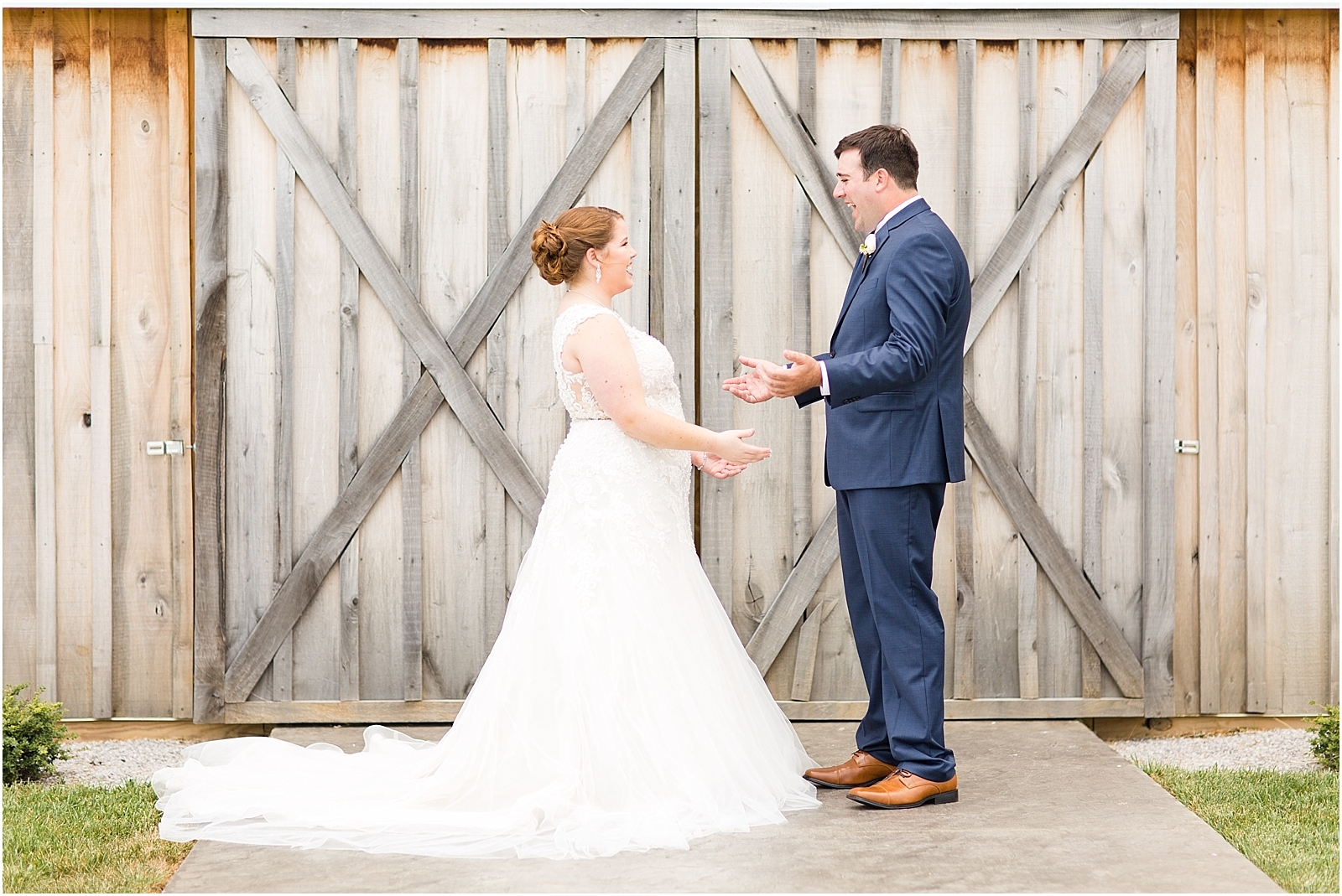 Rachel and Michael | Bret and Brandie Photography | Evansville Wedding Photographers 0027.jpg