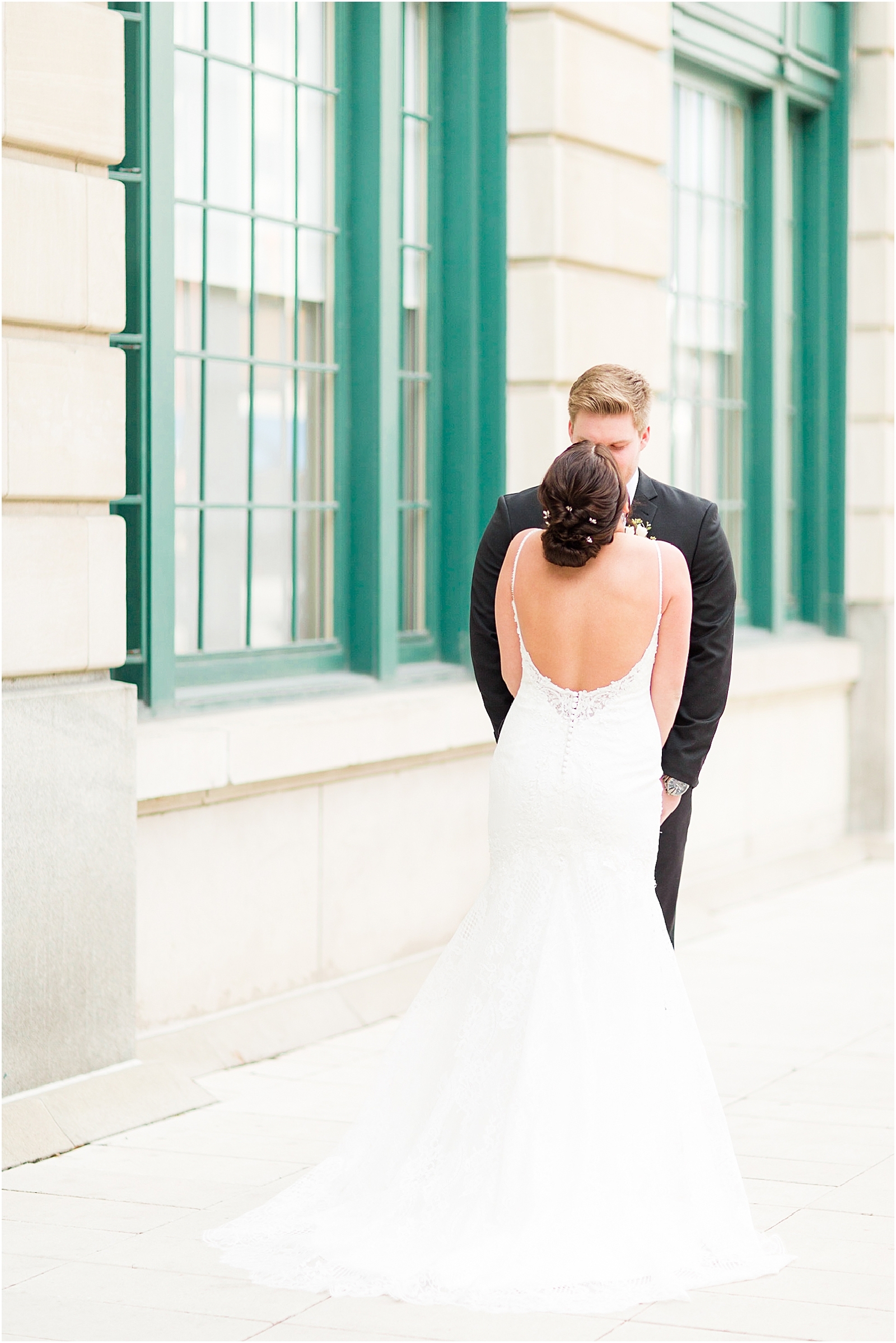 Tori and Jacson | Evansville Wedding Photographer | Bret and Brandie Photography0027.jpg