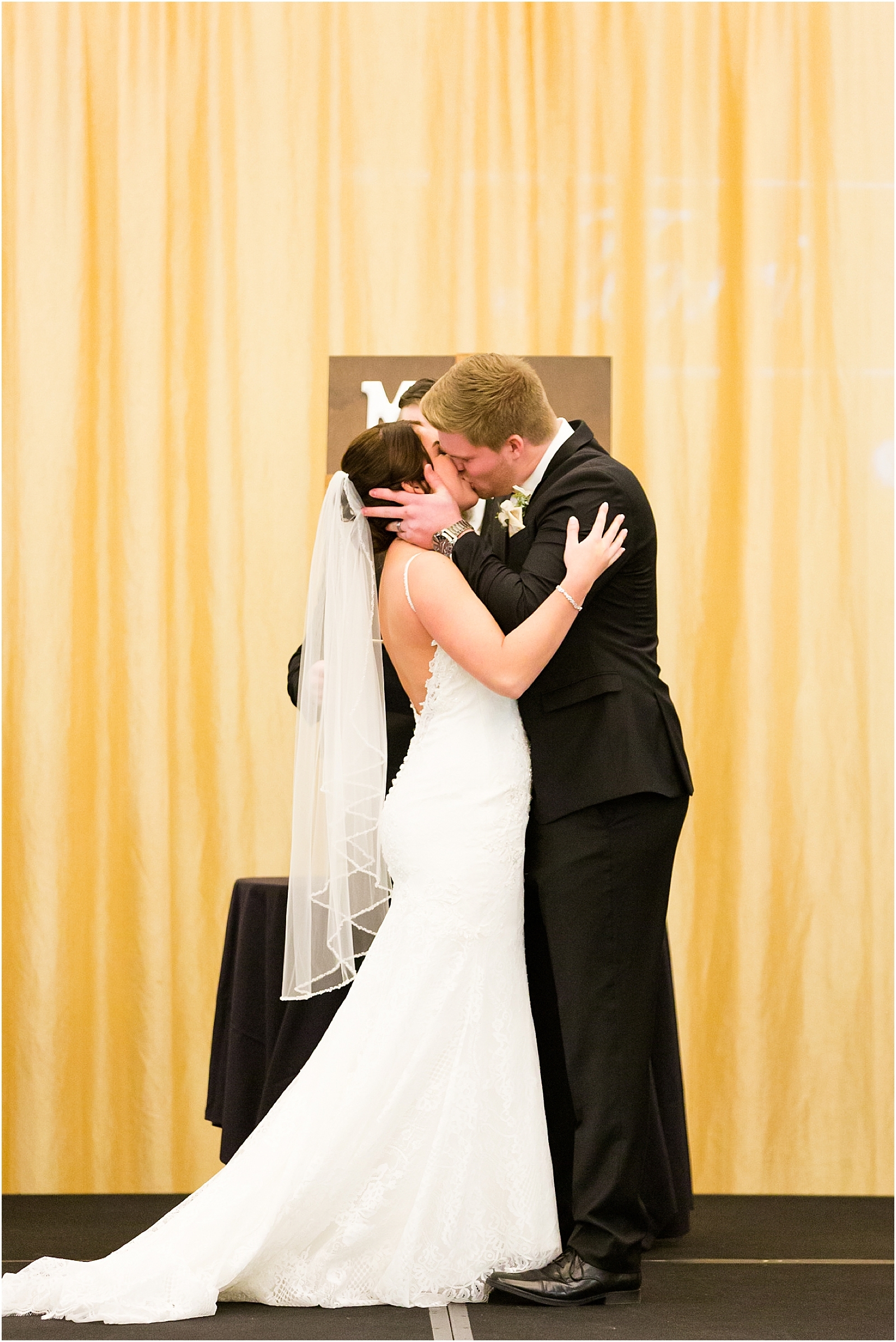 Tori and Jacson | Evansville Wedding Photographer | Bret and Brandie Photography0066.jpg
