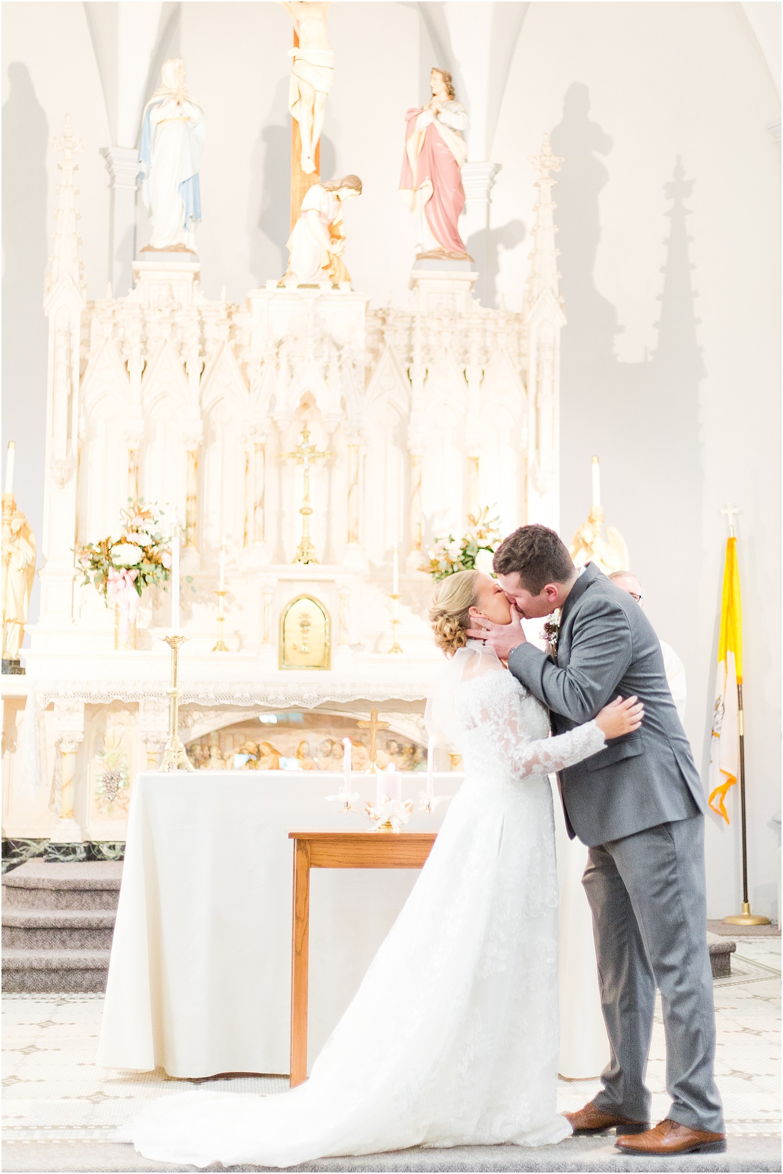 Classic Catholic Wedding | Evansville Photographer | Bret and Brandie 0065.jpg