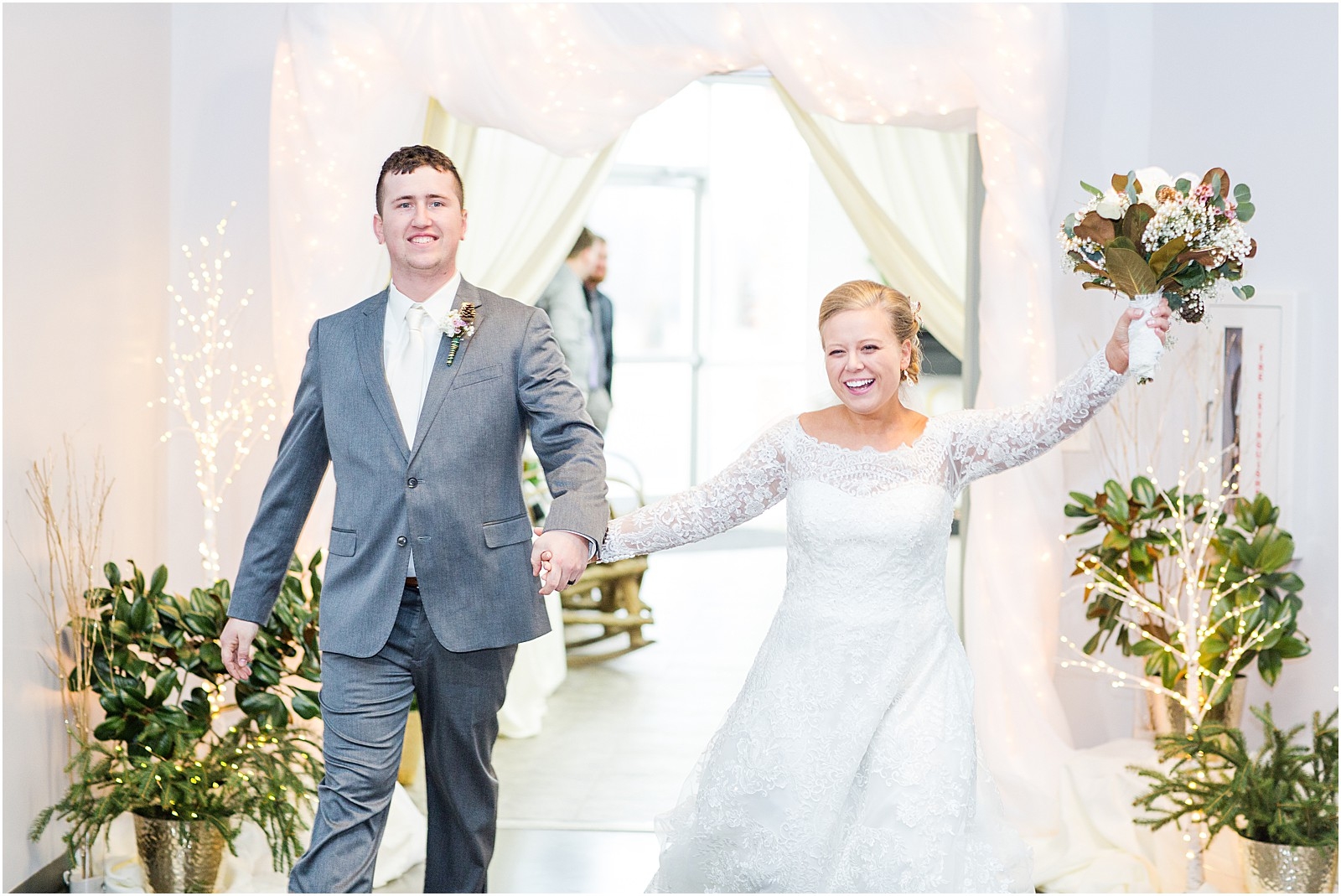 Classic Catholic Wedding | Evansville Photographer | Bret and Brandie 0095.jpg