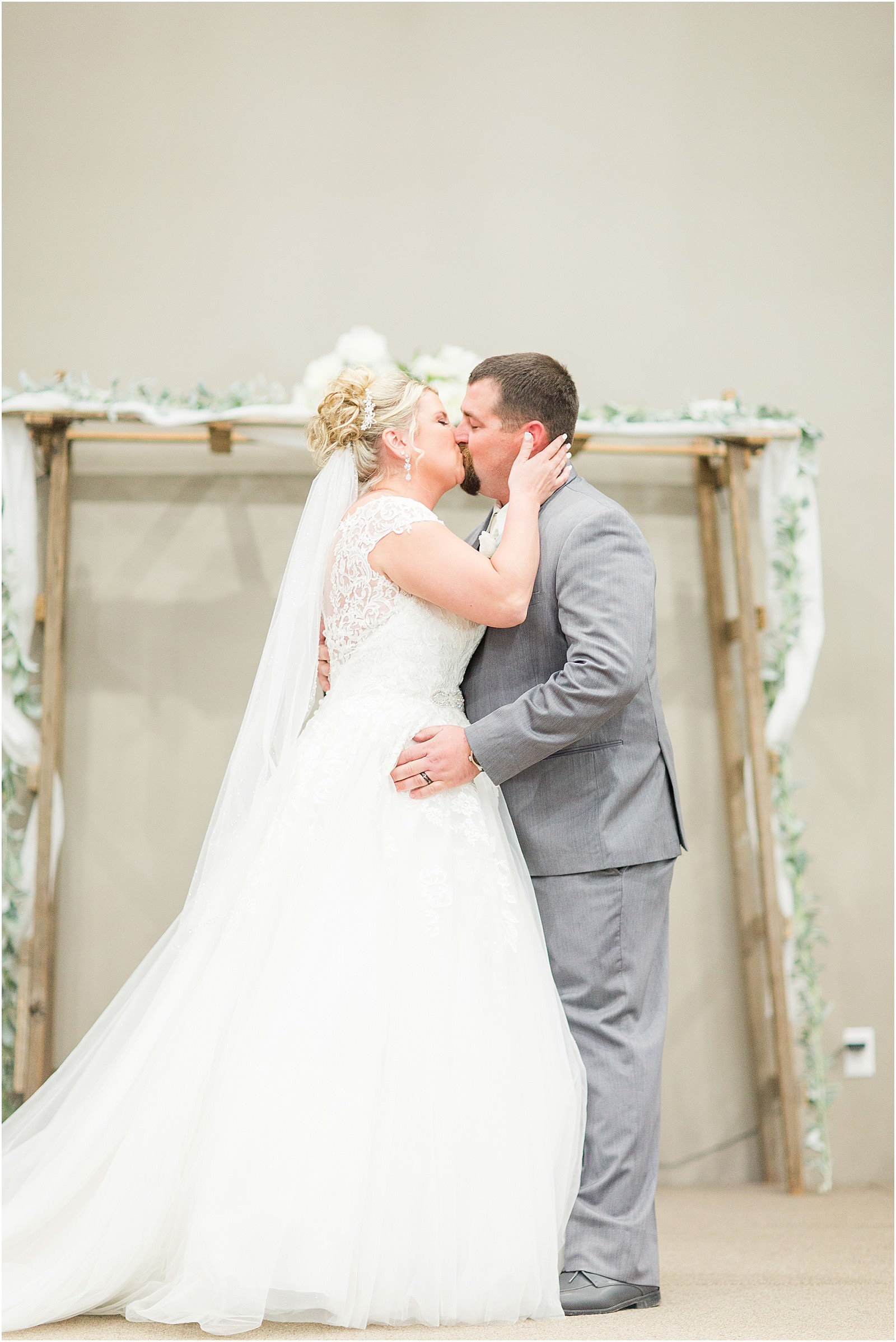 A Navy and Blush Wedding in Tell City Indiana | Brianna and Matt | Bret and Brandie Photography 0131.jpg
