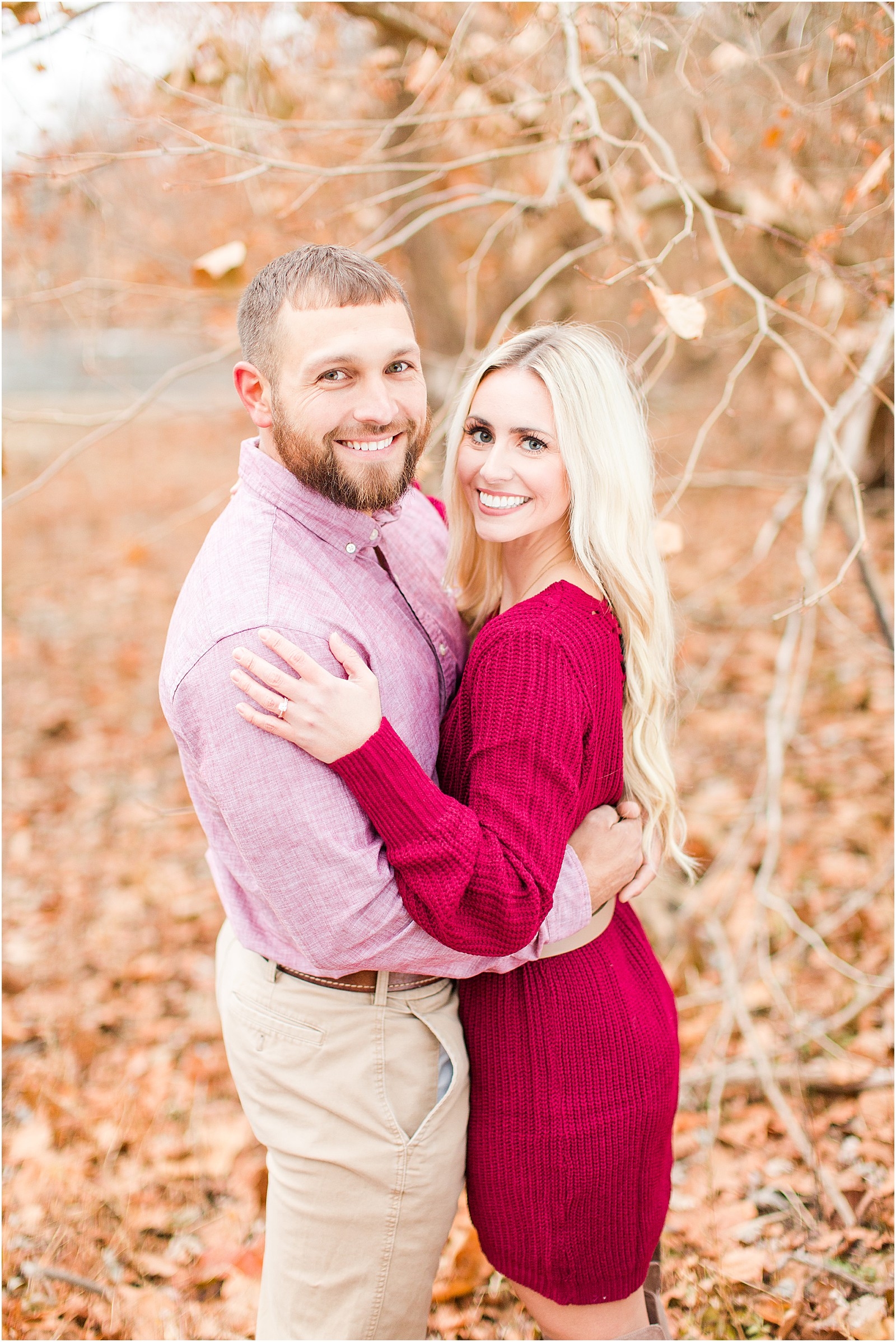 An sweet and snuggly fall anniversary session in Loogootee, Indiana. | #anniversarysession #fallsession #southernindianawedding | 020.jpg