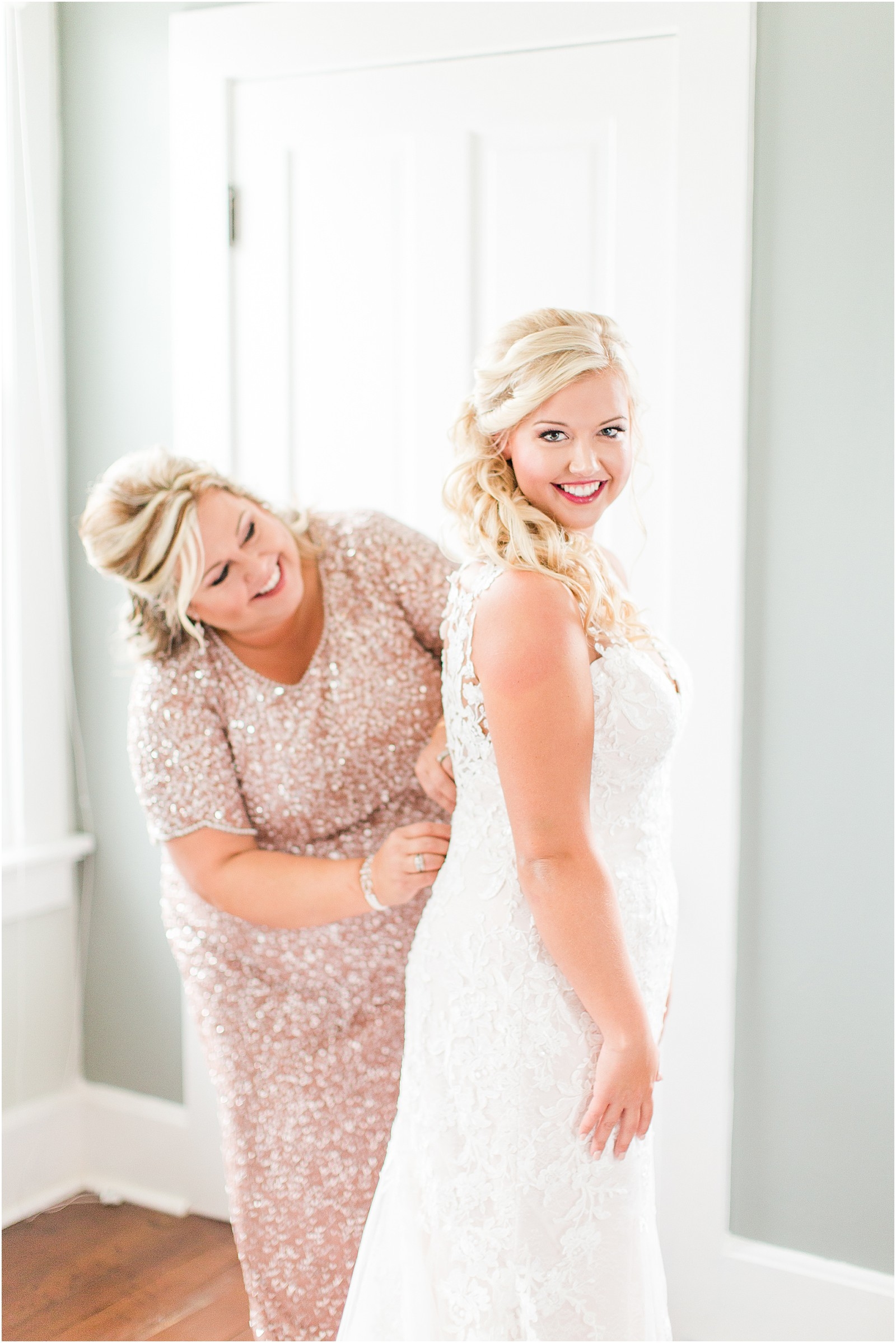 Haylee and Dillon's Evansville, Indiana wedding by Bret and Brandie Photography.0015.jpg