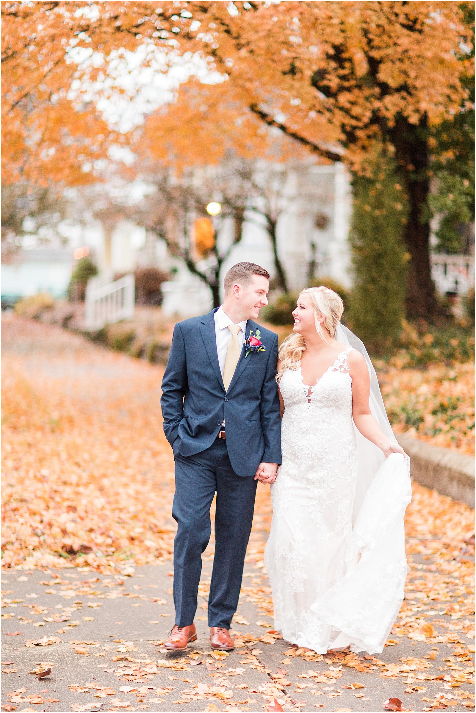 Haylee and Dillon's Evansville, Indiana wedding by Bret and Brandie Photography.0078.jpg