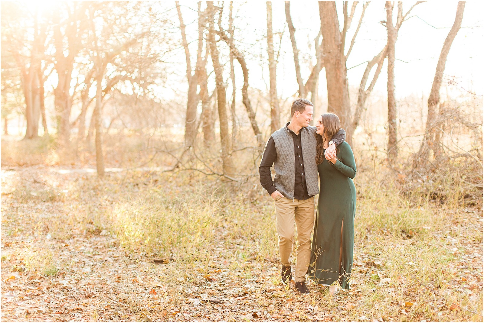 Kaley and Devon's fall Evansville Indiana engagement session. | #fallengagementsession #evansvilleindiana #evansvilleindianawedding | 0022.jpg