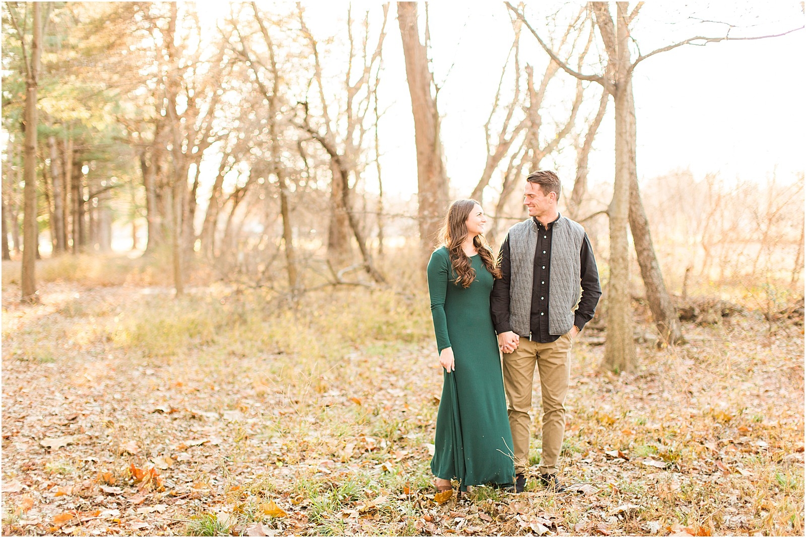 Kaley and Devon's fall Evansville Indiana engagement session. | #fallengagementsession #evansvilleindiana #evansvilleindianawedding | 0023.jpg