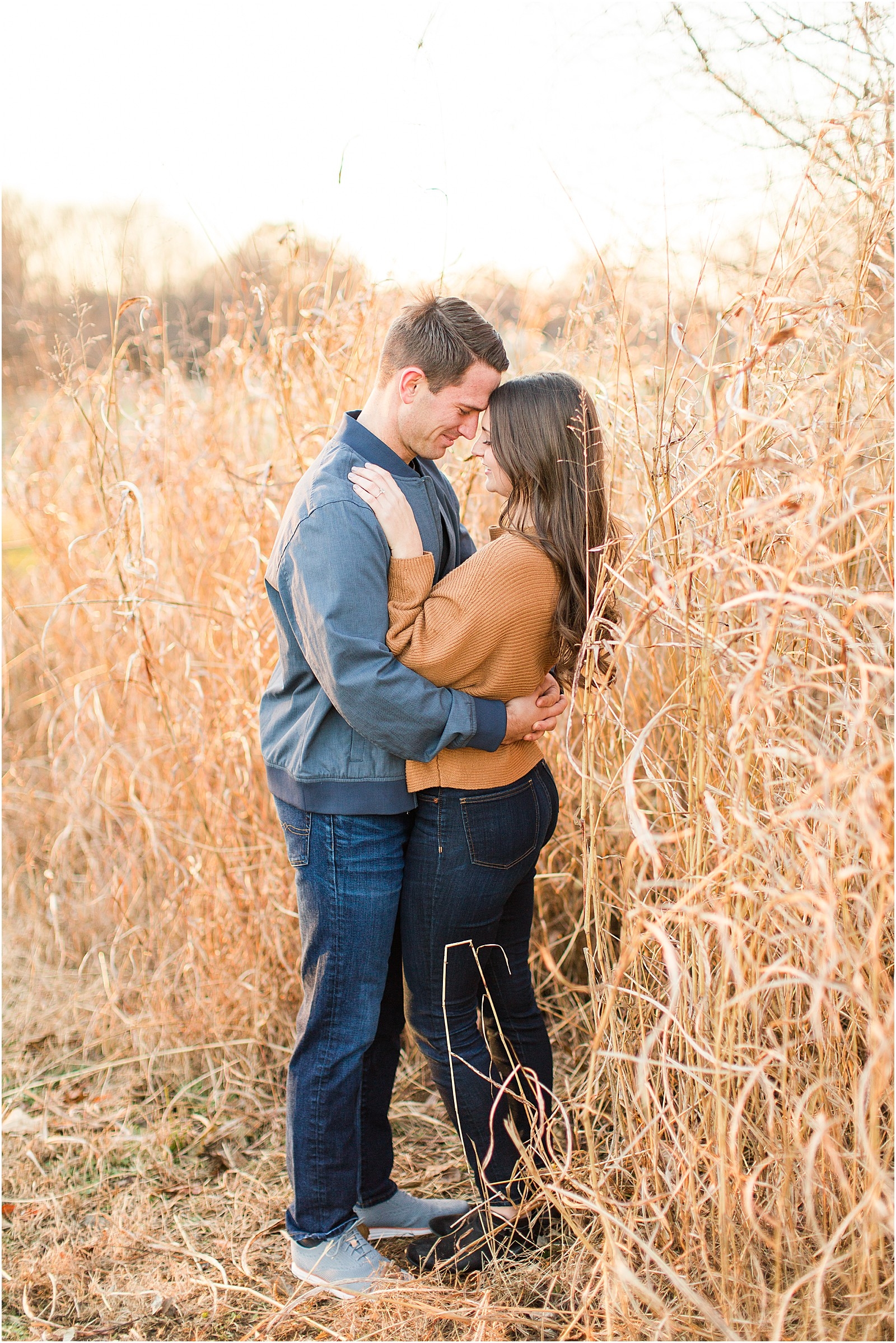 Kaley and Devon's fall Evansville Indiana engagement session. | #fallengagementsession #evansvilleindiana #evansvilleindianawedding | 0035.jpg