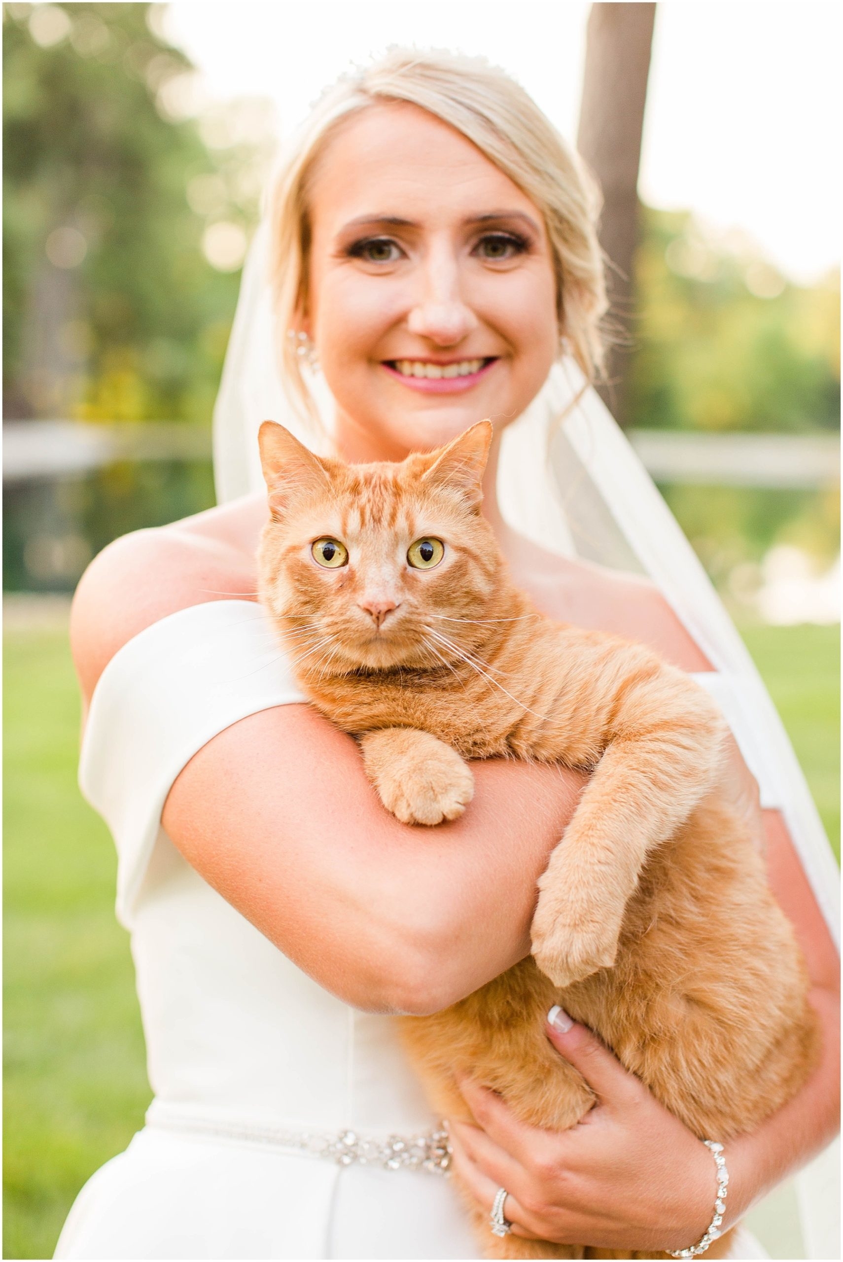 Evansville Wedding Photographers | Tips for Including Pets on Wedding Days | Bret and Brandie0021.jpg