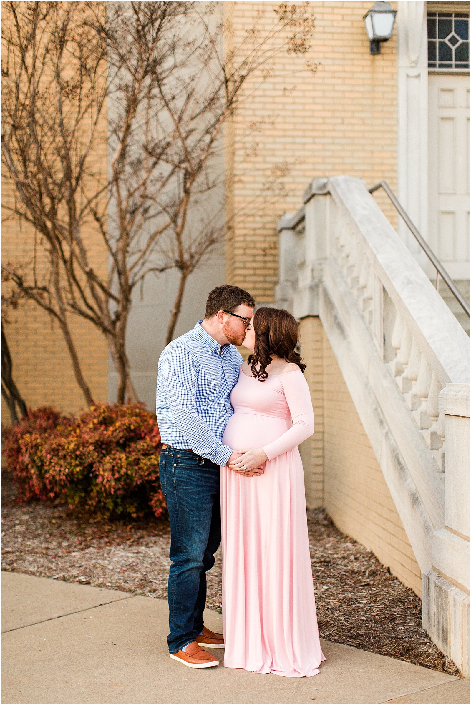 A Downtown Owensboro Maternity Session | Kayla and Grant Evansville Indiana Wedding Photographers-0027.jpg