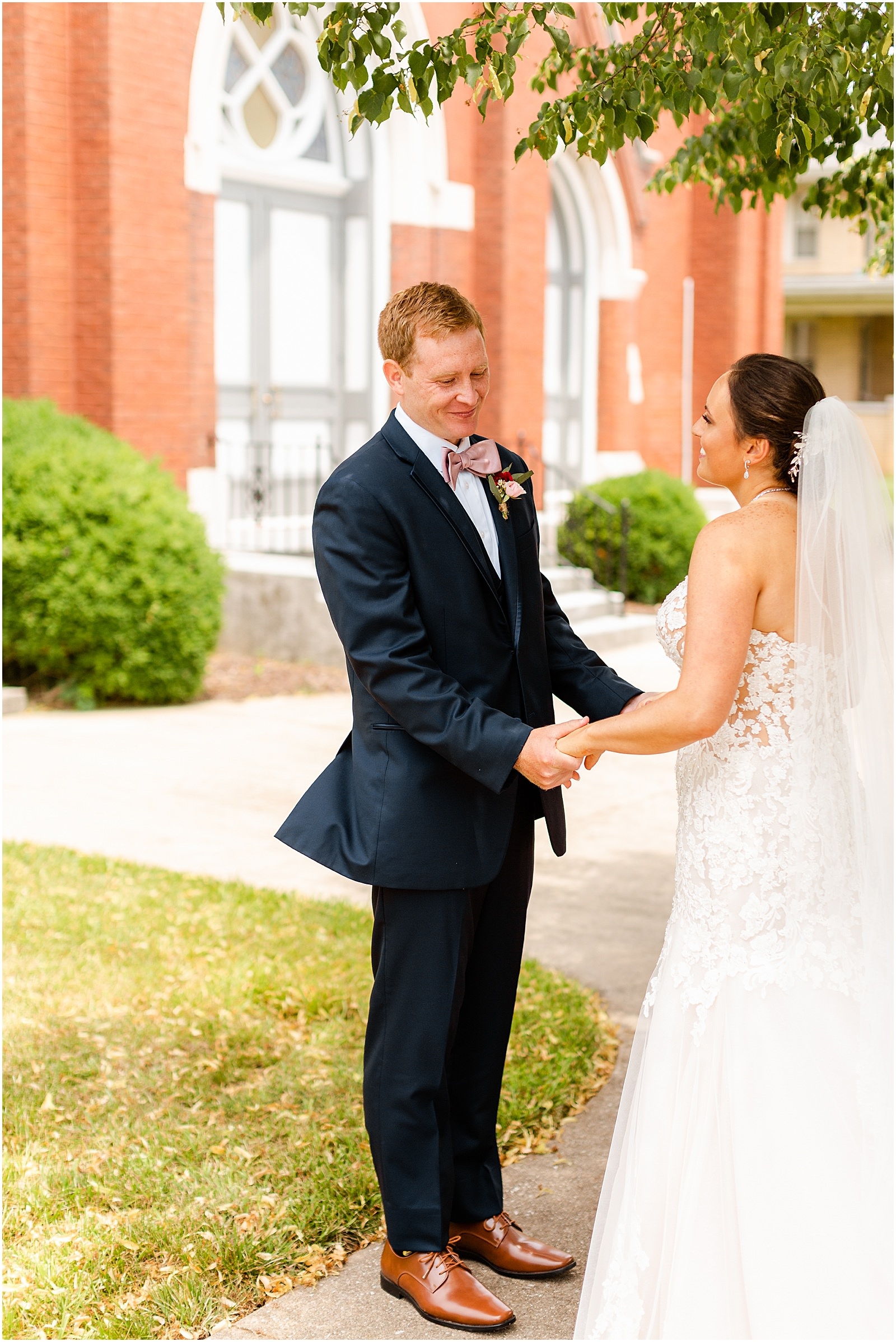 Deidra and Andrew | A Huntingburgh Indiana Wedding Bret and Brandie | Evansville Photographers | @bretandbrandie-0047.jpg