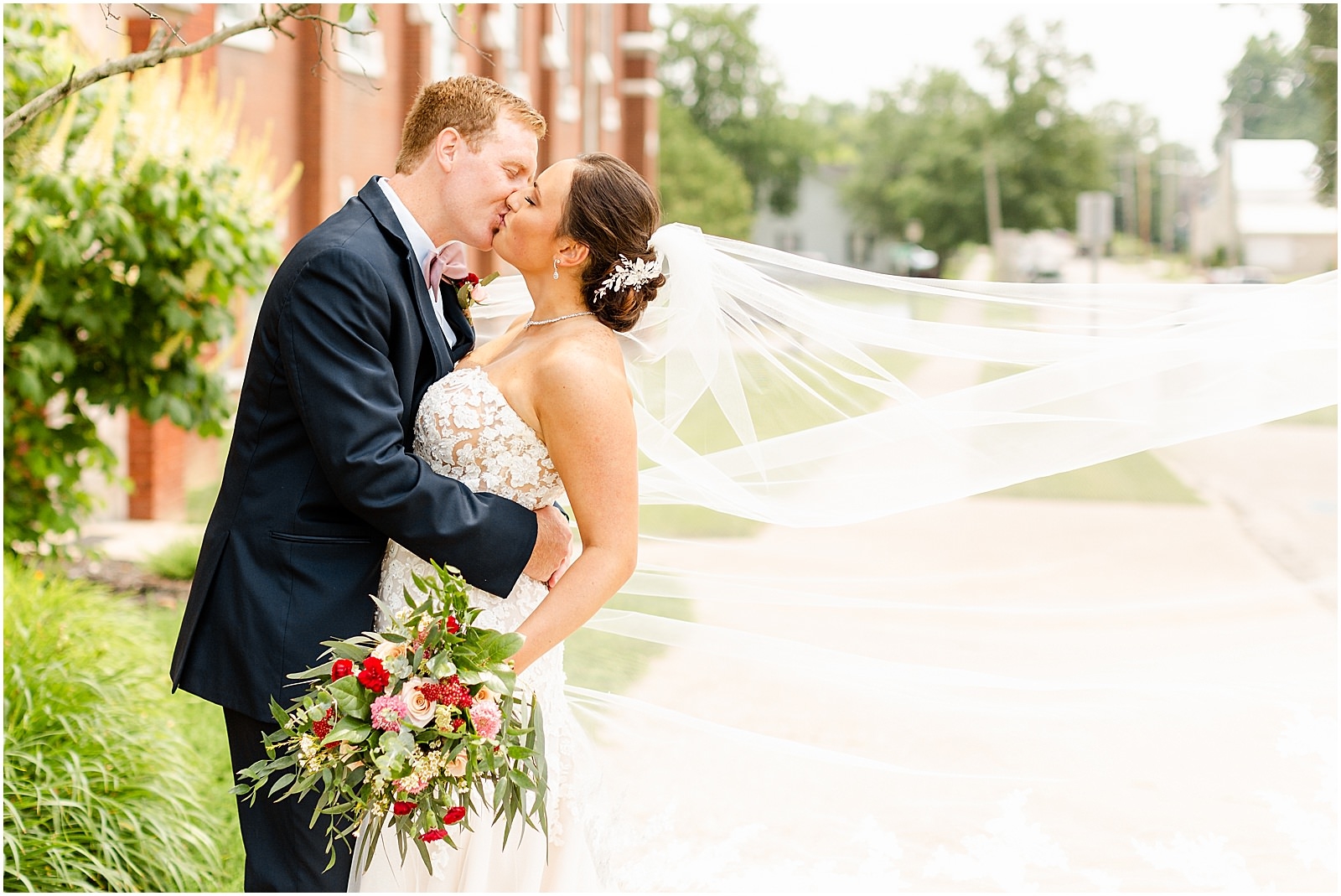 Deidra and Andrew | A Huntingburgh Indiana Wedding Bret and Brandie | Evansville Photographers | @bretandbrandie-0060.jpg