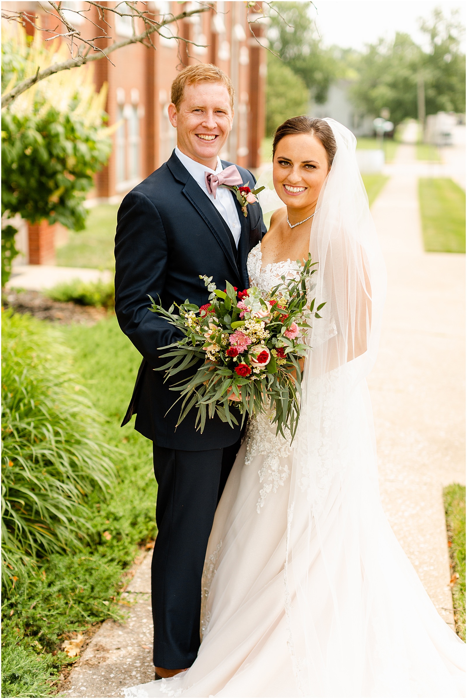 Deidra and Andrew | A Huntingburgh Indiana Wedding Bret and Brandie | Evansville Photographers | @bretandbrandie-0061.jpg