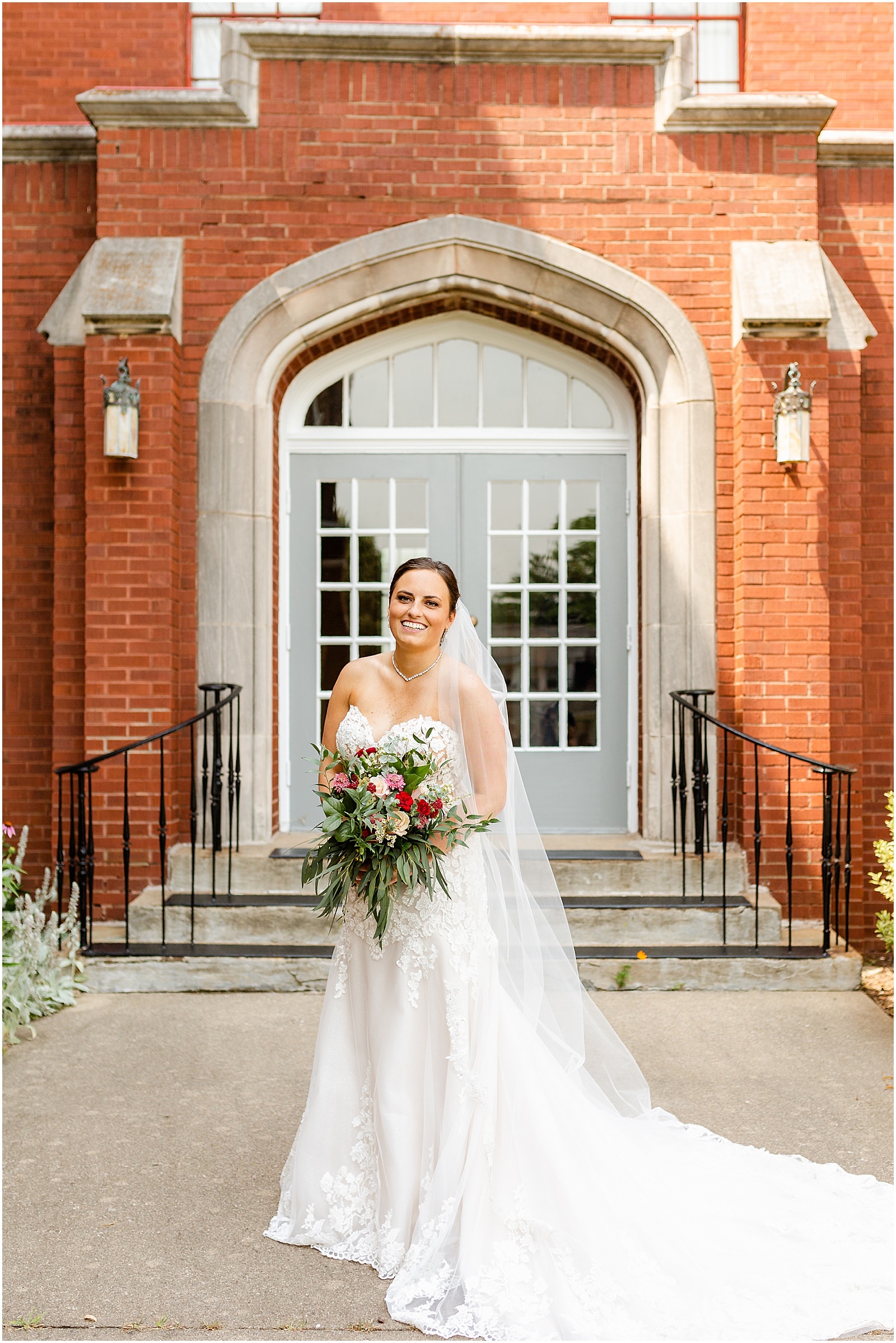 Deidra and Andrew | A Huntingburgh Indiana Wedding Bret and Brandie | Evansville Photographers | @bretandbrandie-0071.jpg