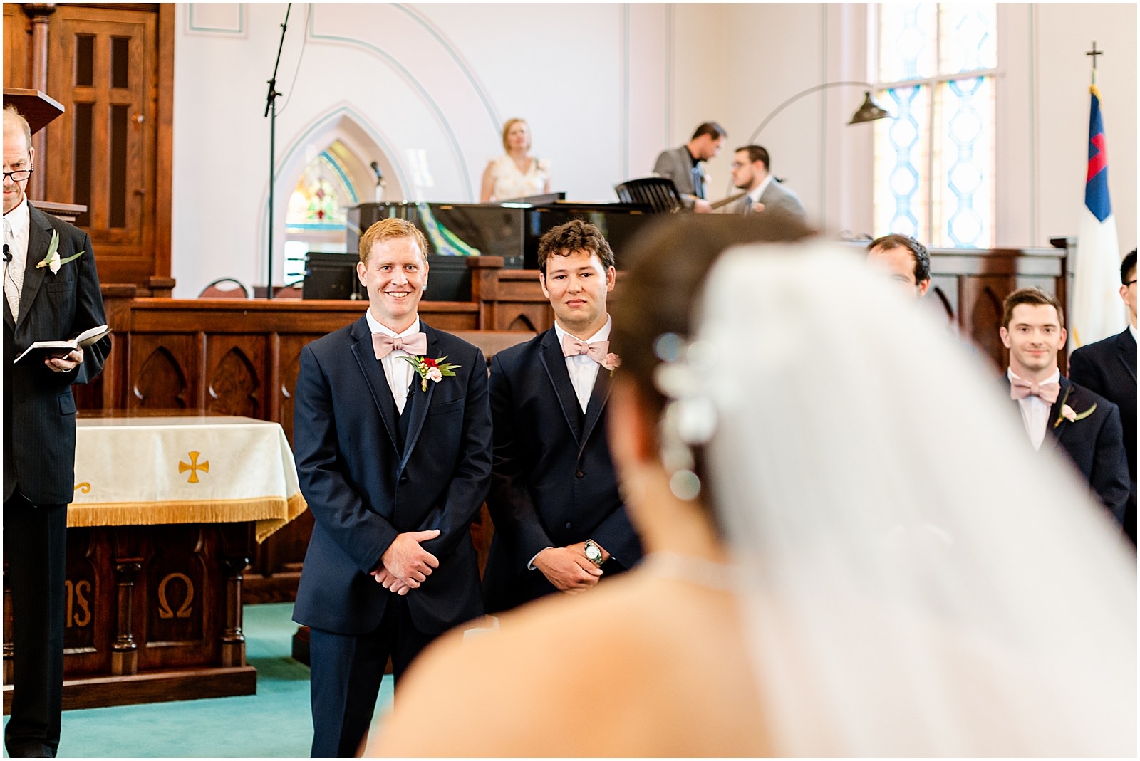 Deidra and Andrew | A Huntingburgh Indiana Wedding Bret and Brandie | Evansville Photographers | @bretandbrandie-0105.jpg