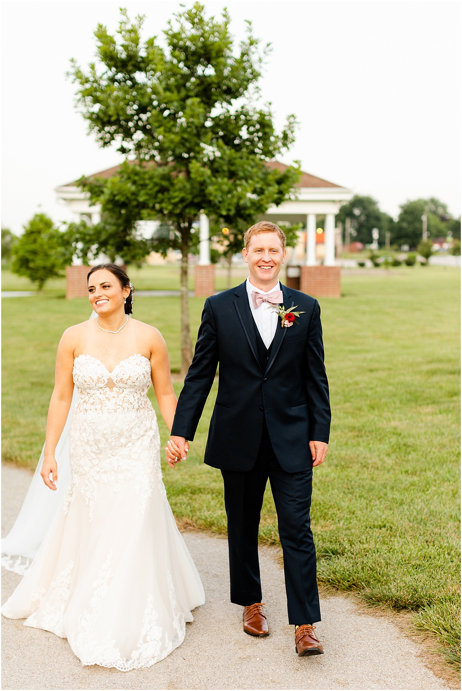 Deidra and Andrew | A Huntingburgh Indiana Wedding Bret and Brandie | Evansville Photographers | @bretandbrandie-0128.jpg