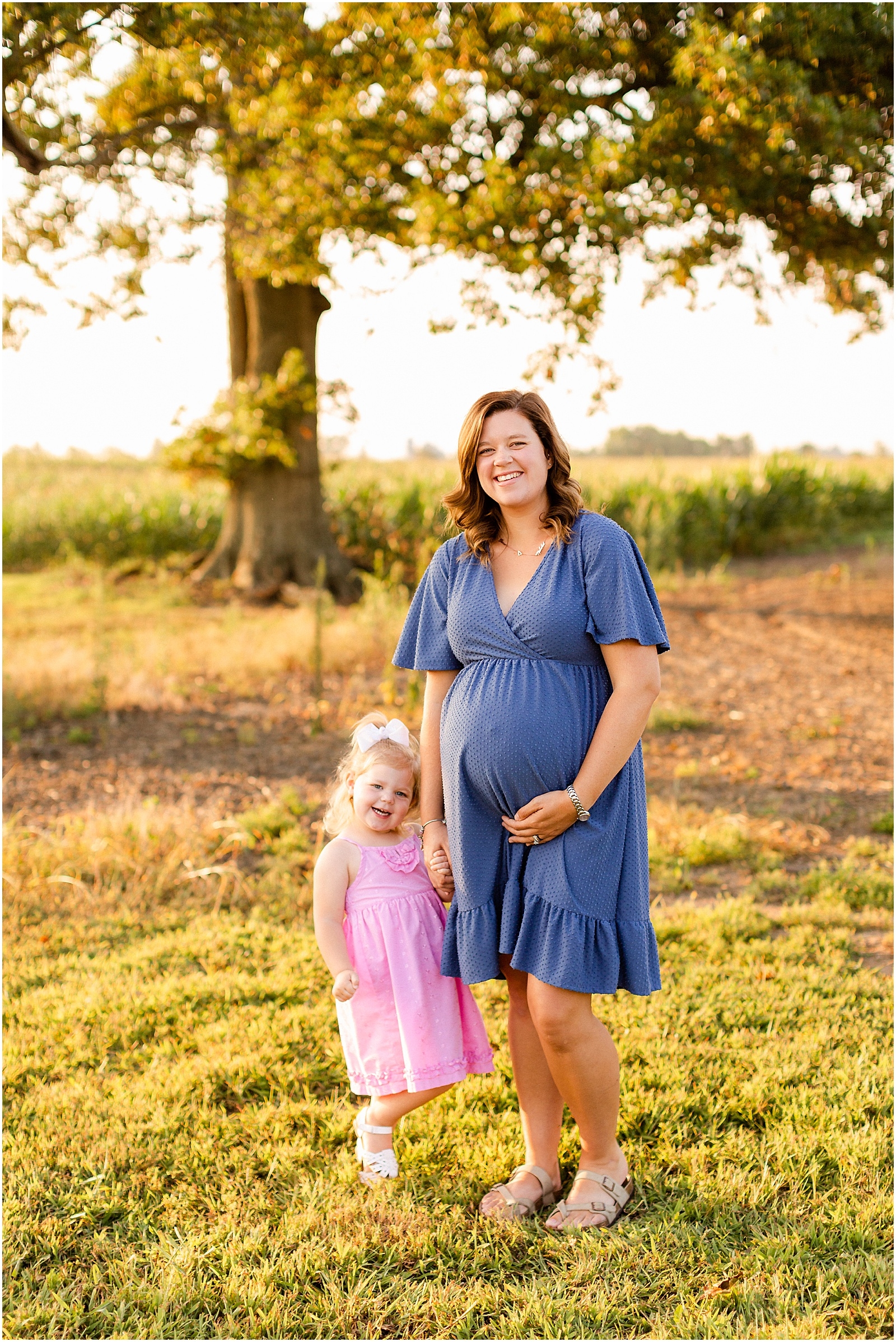 Richardson Maternity Session | Bret and Brandie | Evansville Photographers | @bretandbrandie-0007.jpg