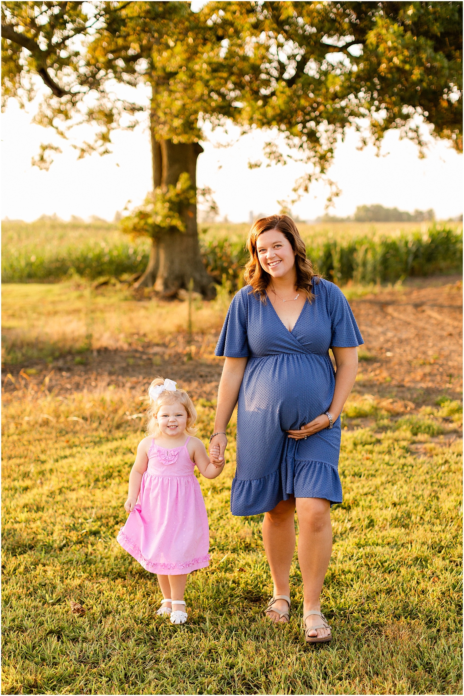 Richardson Maternity Session | Bret and Brandie | Evansville Photographers | @bretandbrandie-0010.jpg