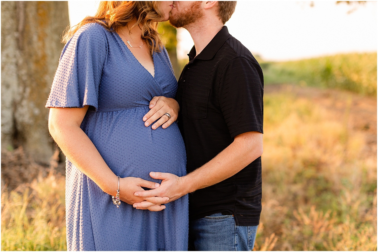 Richardson Maternity Session | Bret and Brandie | Evansville Photographers | @bretandbrandie-0016.jpg