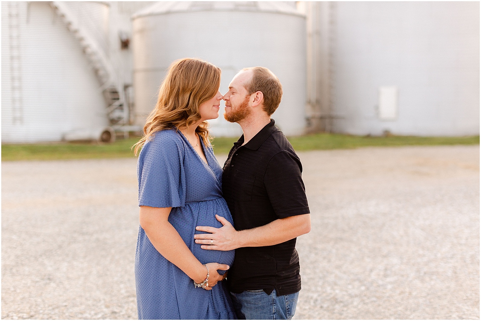 Richardson Maternity Session | Bret and Brandie | Evansville Photographers | @bretandbrandie-0019.jpg
