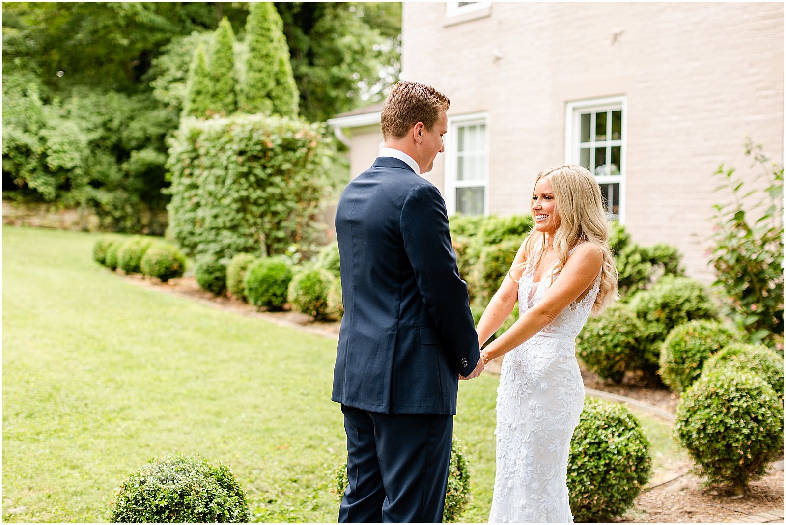 An Evansville Country Club Wedding | Madison and Christiaan | Bret and Brandie | Evansville Photographers | @bretandbrandie-0092.jpg