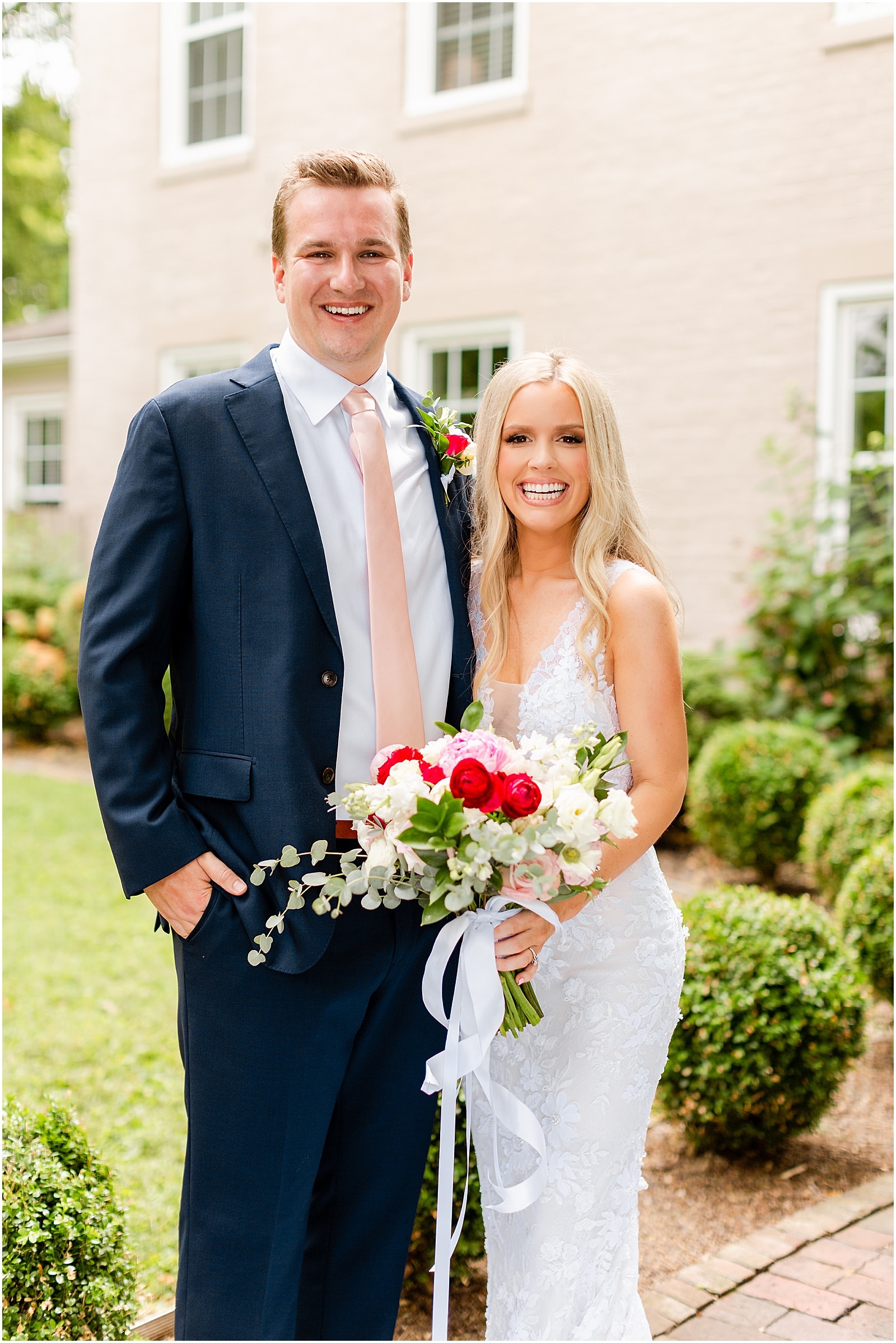 An Evansville Country Club Wedding | Madison and Christiaan | Bret and Brandie | Evansville Photographers | @bretandbrandie-0095.jpg