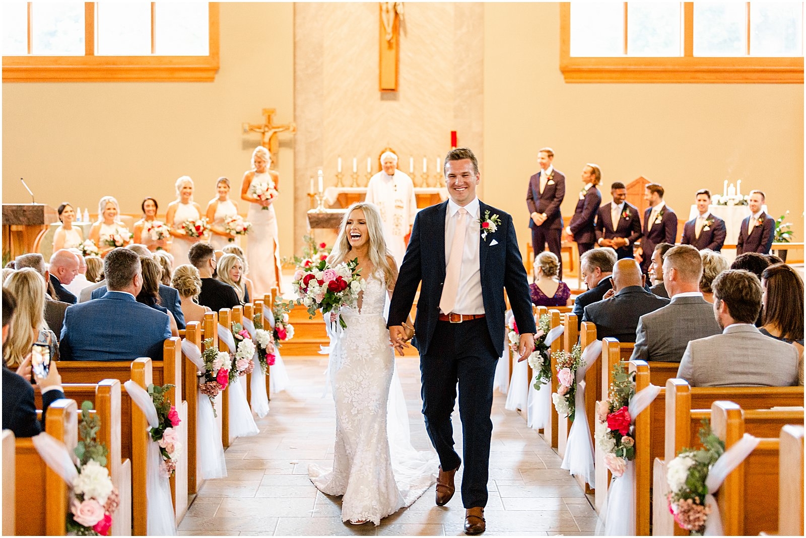An Evansville Country Club Wedding | Madison and Christiaan | Bret and Brandie | Evansville Photographers | @bretandbrandie-0131.jpg