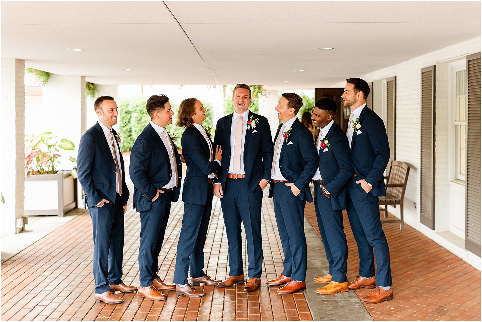 An Evansville Country Club Wedding | Madison and Christiaan | Bret and Brandie | Evansville Photographers | @bretandbrandie-0153.jpg