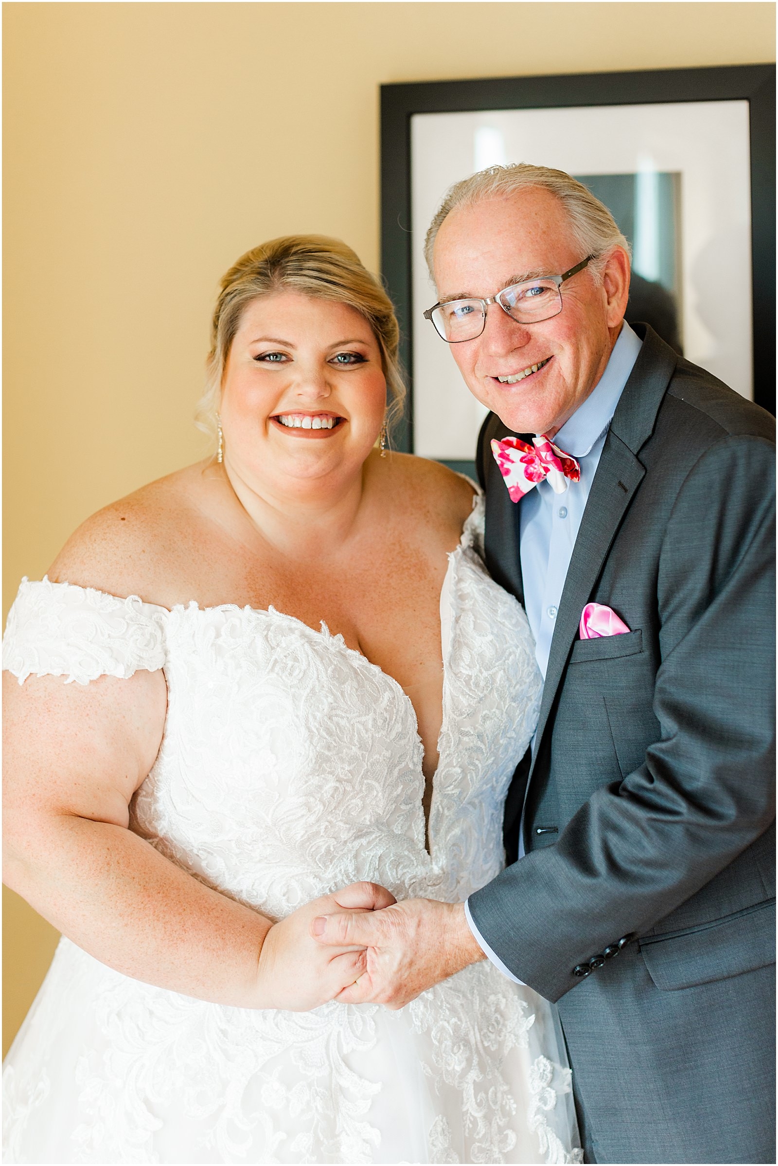 Brittany and Neil's Wedding at Neu Chapel Bret and Brandie | Evansville Photographers | @bretandbrandie-0036.jpg