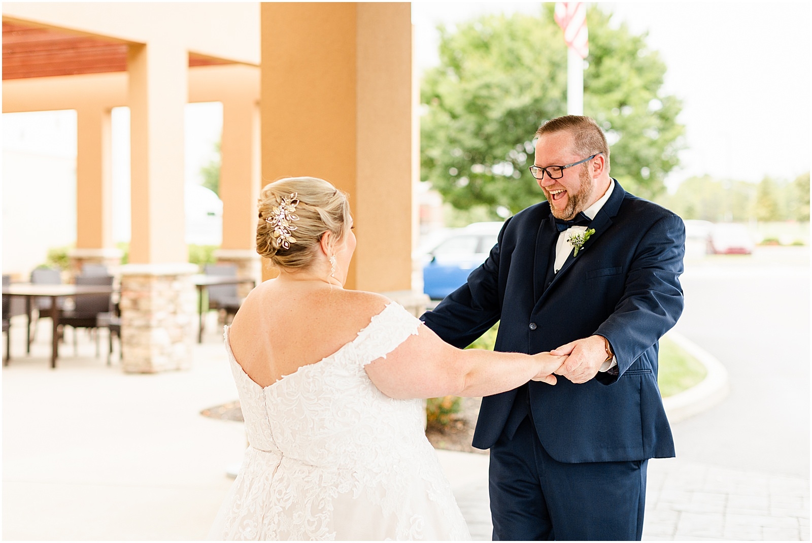 Brittany and Neil's Wedding at Neu Chapel Bret and Brandie | Evansville Photographers | @bretandbrandie-0039.jpg