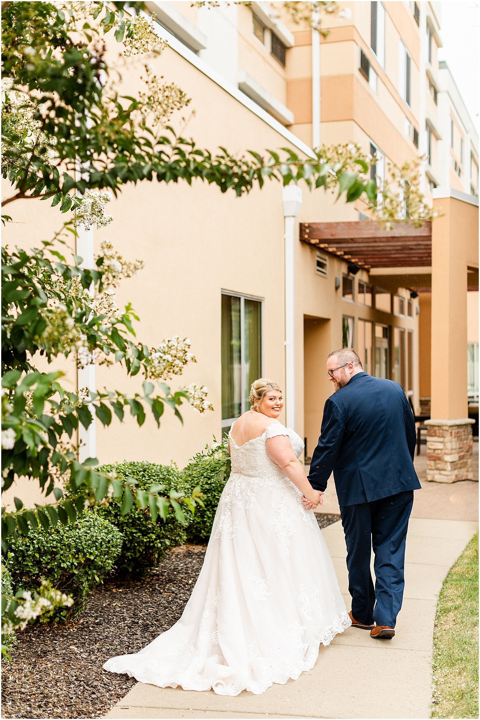Brittany and Neil's Wedding at Neu Chapel Bret and Brandie | Evansville Photographers | @bretandbrandie-0067.jpg