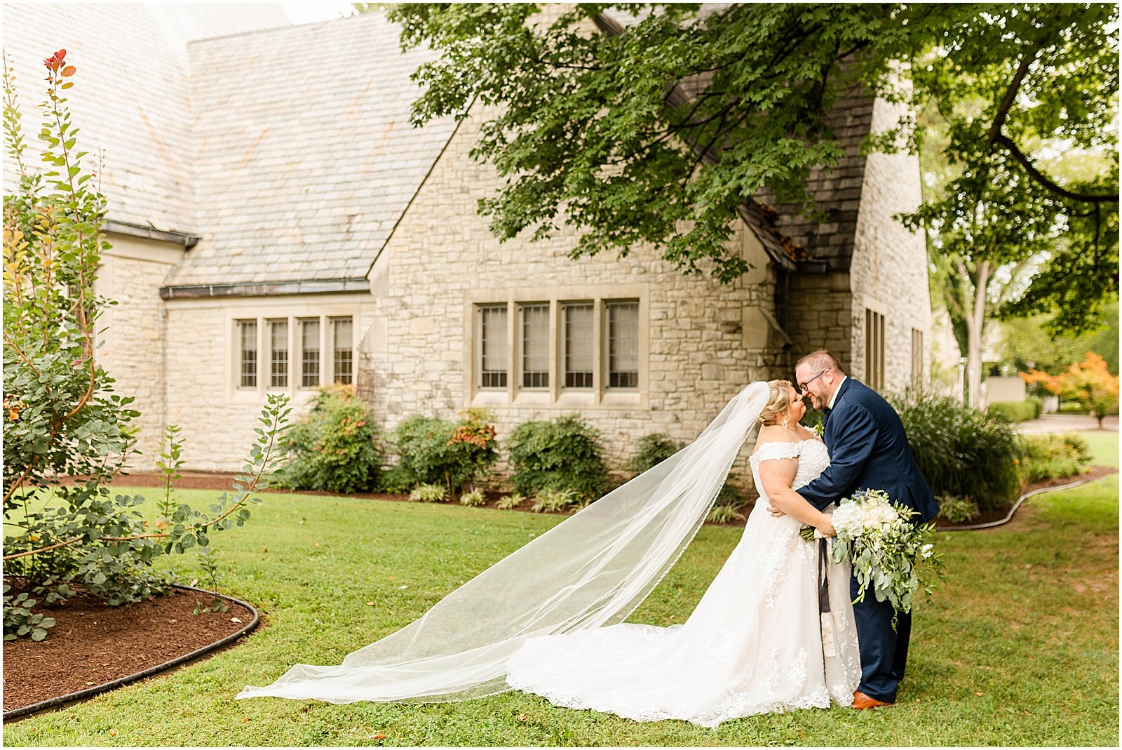 Brittany and Neil's Wedding at Neu Chapel Bret and Brandie | Evansville Photographers | @bretandbrandie-0076.jpg