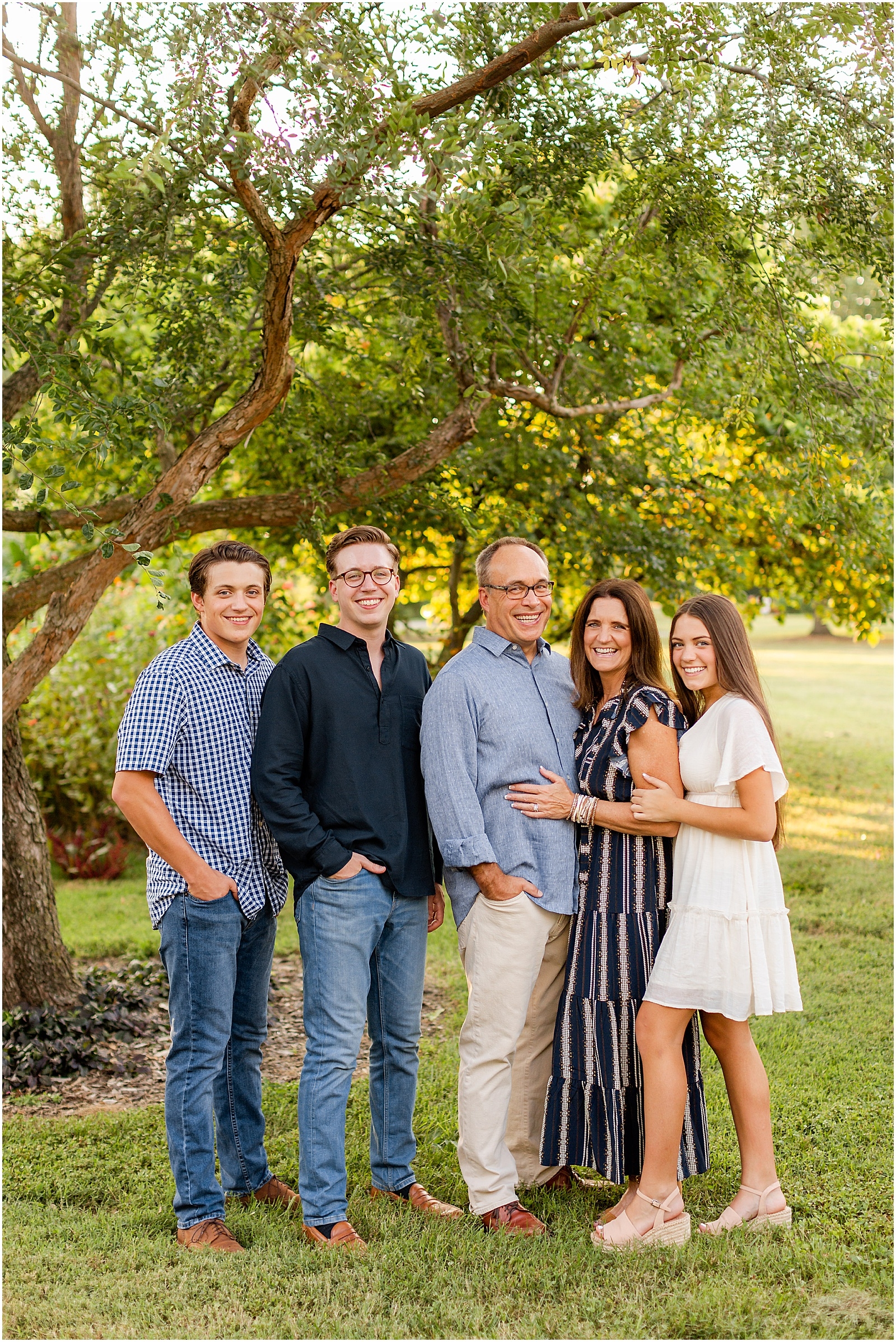 Hayes Family | 2021Bret and Brandie | Evansville Photographers | @bretandbrandie-0008.jpg