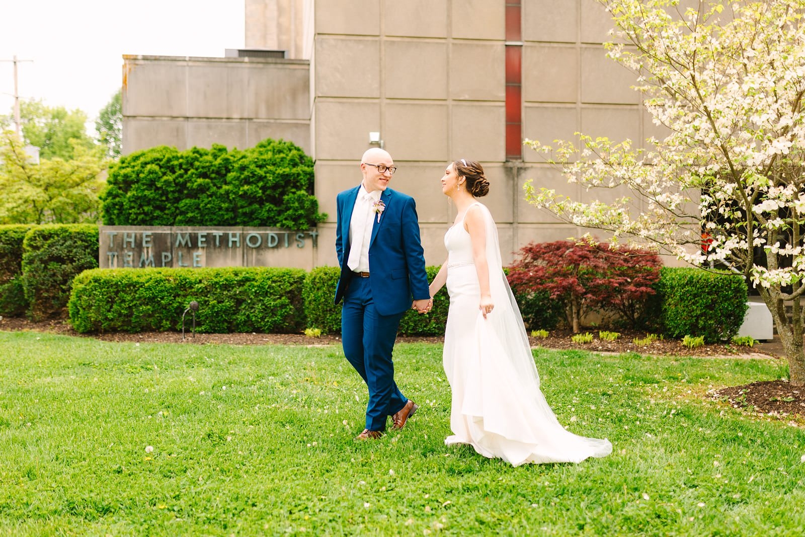 A Beautiful Spring Bauerhaus Wedding | Bret and Brandie Evansville Wedding Photographers170.jpg