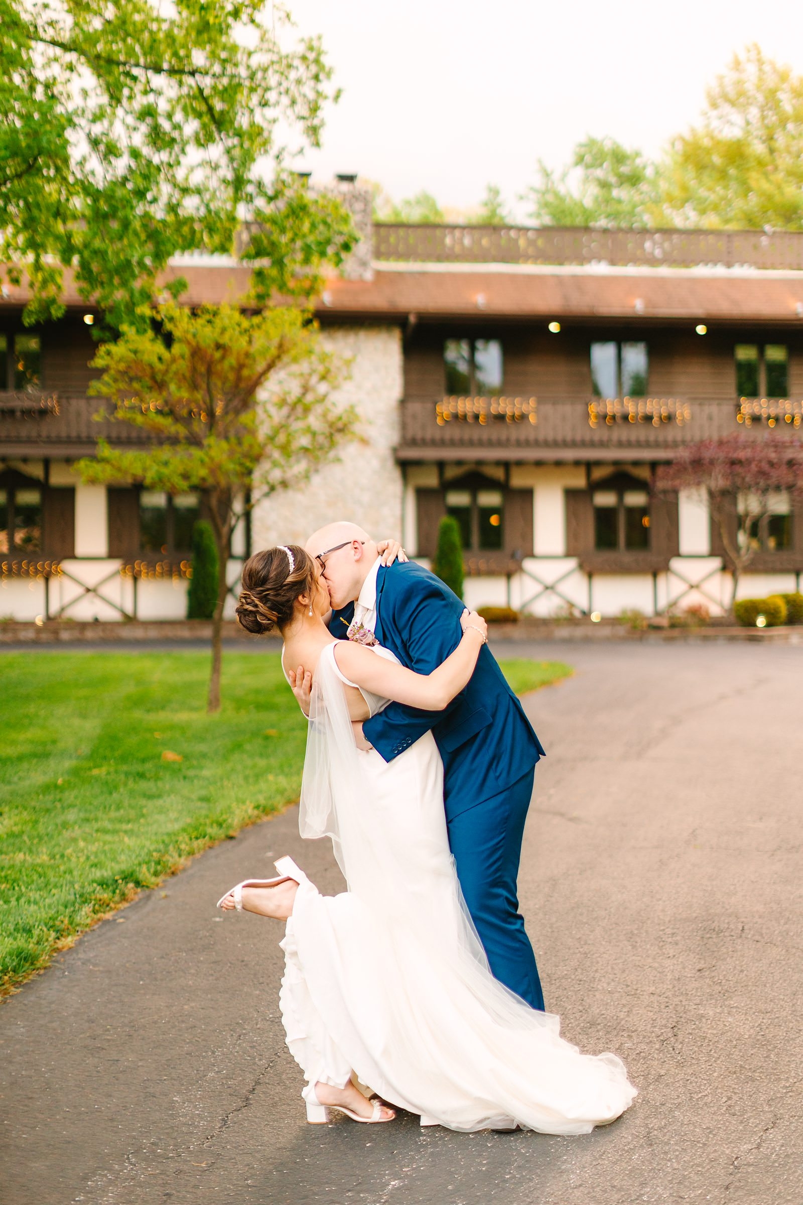 A Beautiful Spring Bauerhaus Wedding | Bret and Brandie Evansville Wedding Photographers248.jpg