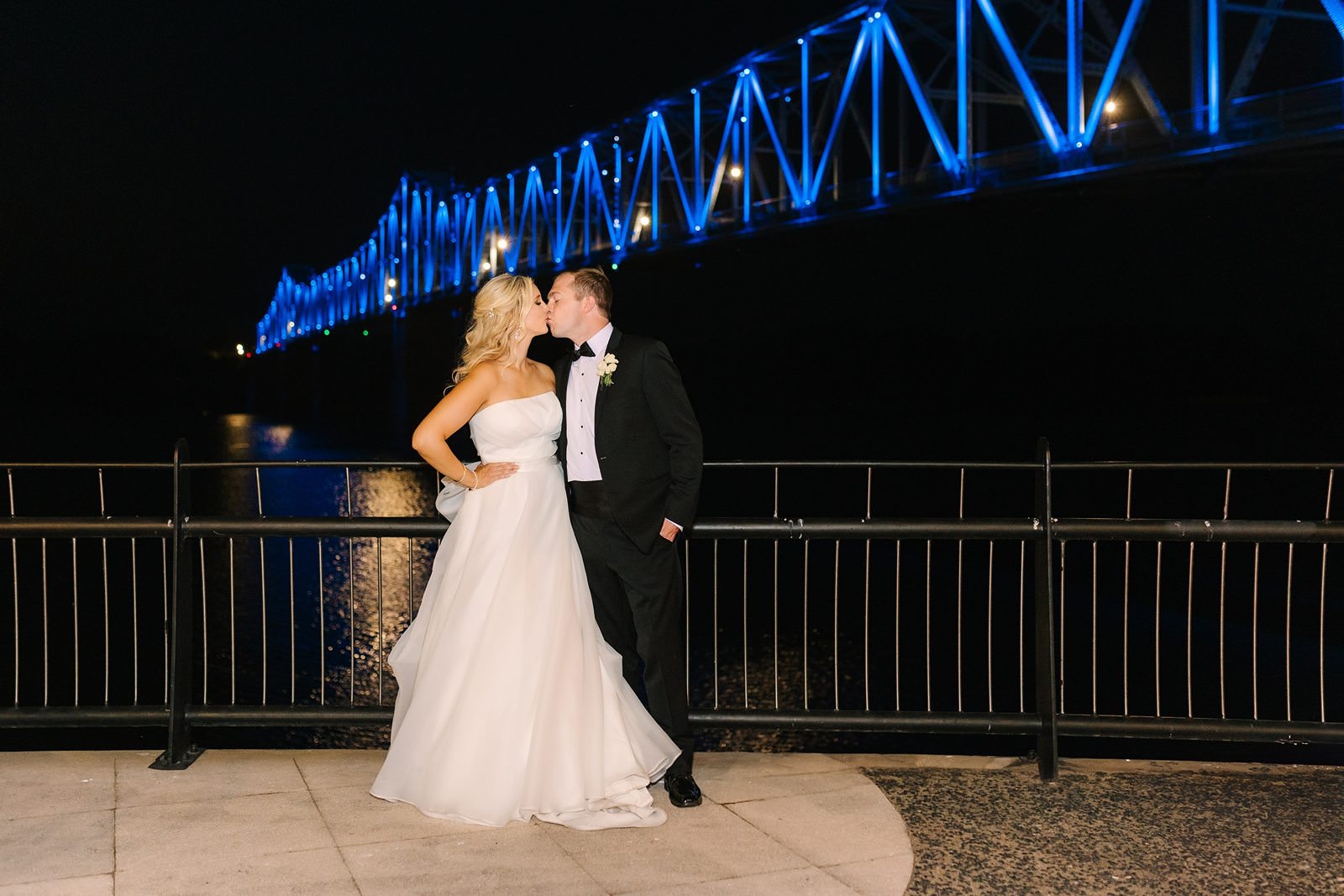 A Downtown Owensboro Wedding at River Park Center | Kaitlin & Justin154.jpg