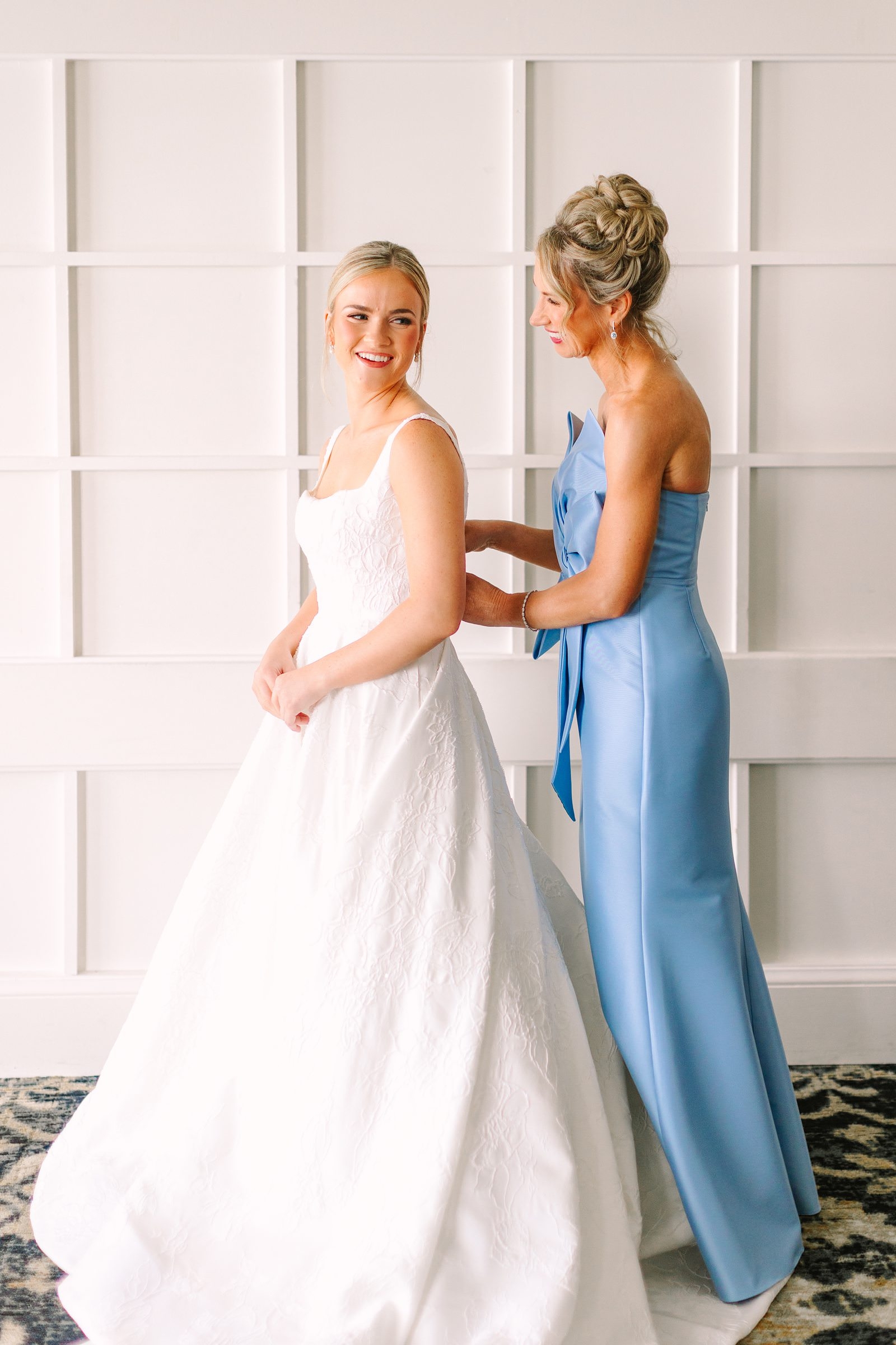 An Evansville Country Club Wedding | Ashley and Beau | Bret and Brandie Photography025.jpg
