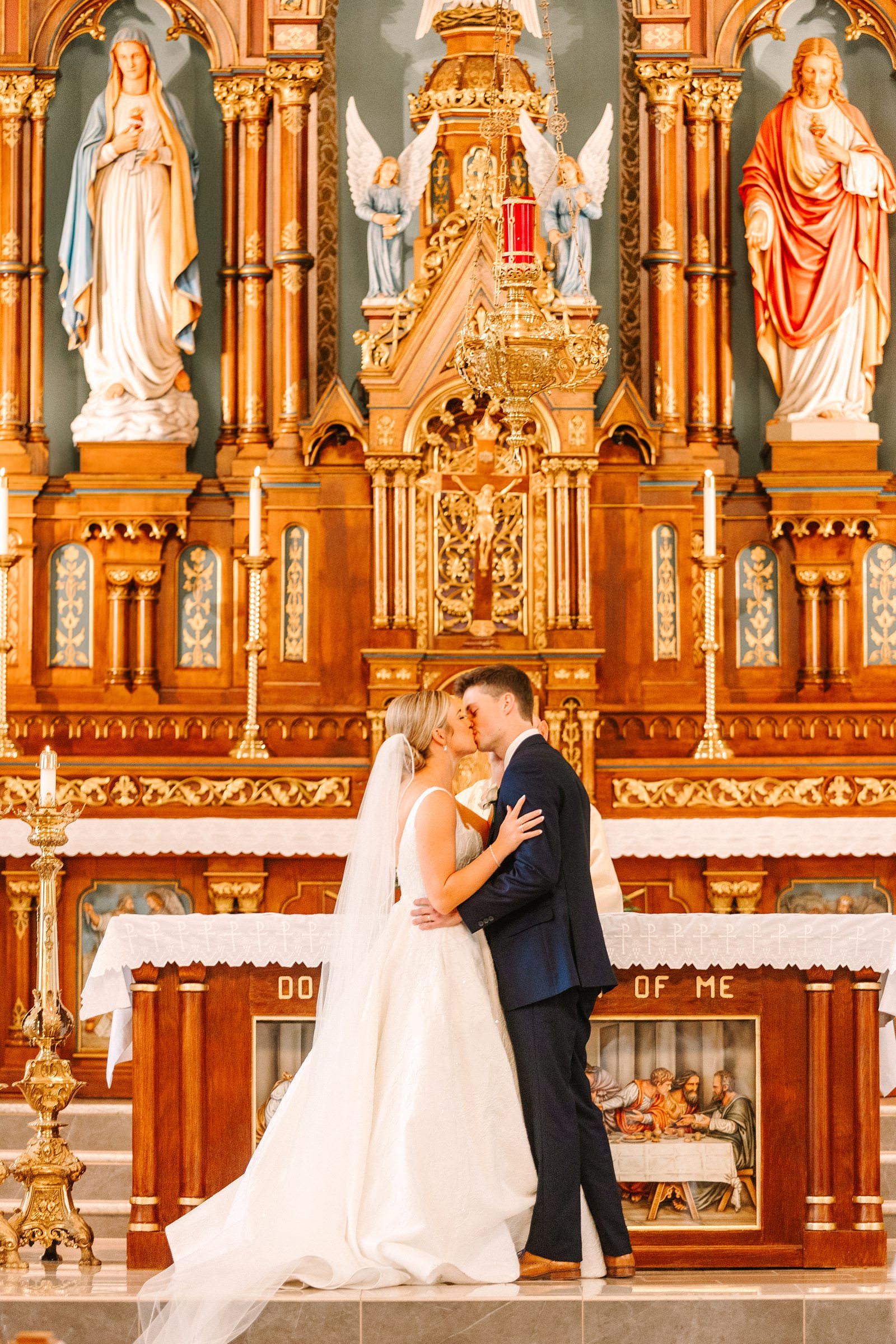 An Evansville Country Club Wedding | Ashley and Beau | Bret and Brandie Photography150.jpg