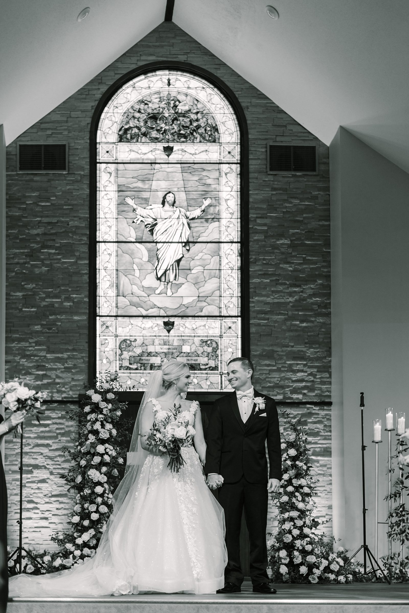  An Evansville Country Club Wedding Kelsi and Andrew122.jpg